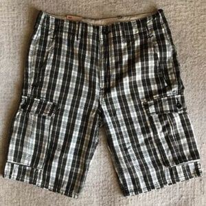 Levi's Mens Black‎ Plaid Cargo Shorts